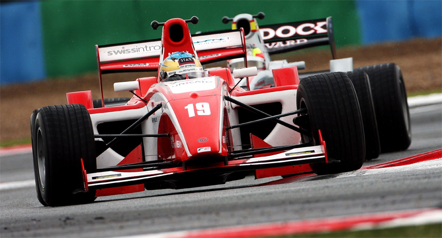 Nach zwei Jahren Formel 3 stieg Zanella in die Formel 2 mit identischen Williams-Audi Turbo auf.